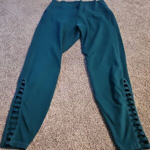 ❄️H4🔹️Old Navy Active Teal Balance Leggings